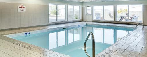 Lakeview Inns & Suites - ブランドン エクステリア 写真